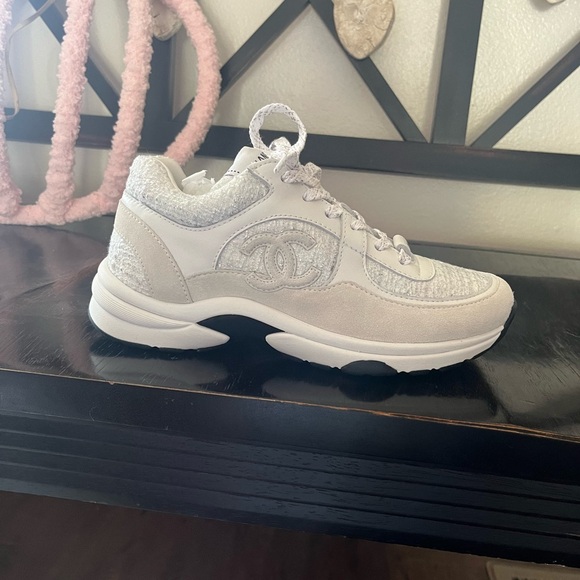 ❌❌ NOT AVAILABLE BNIB Chanel Sneakers size 36 - Picture 1 of 9